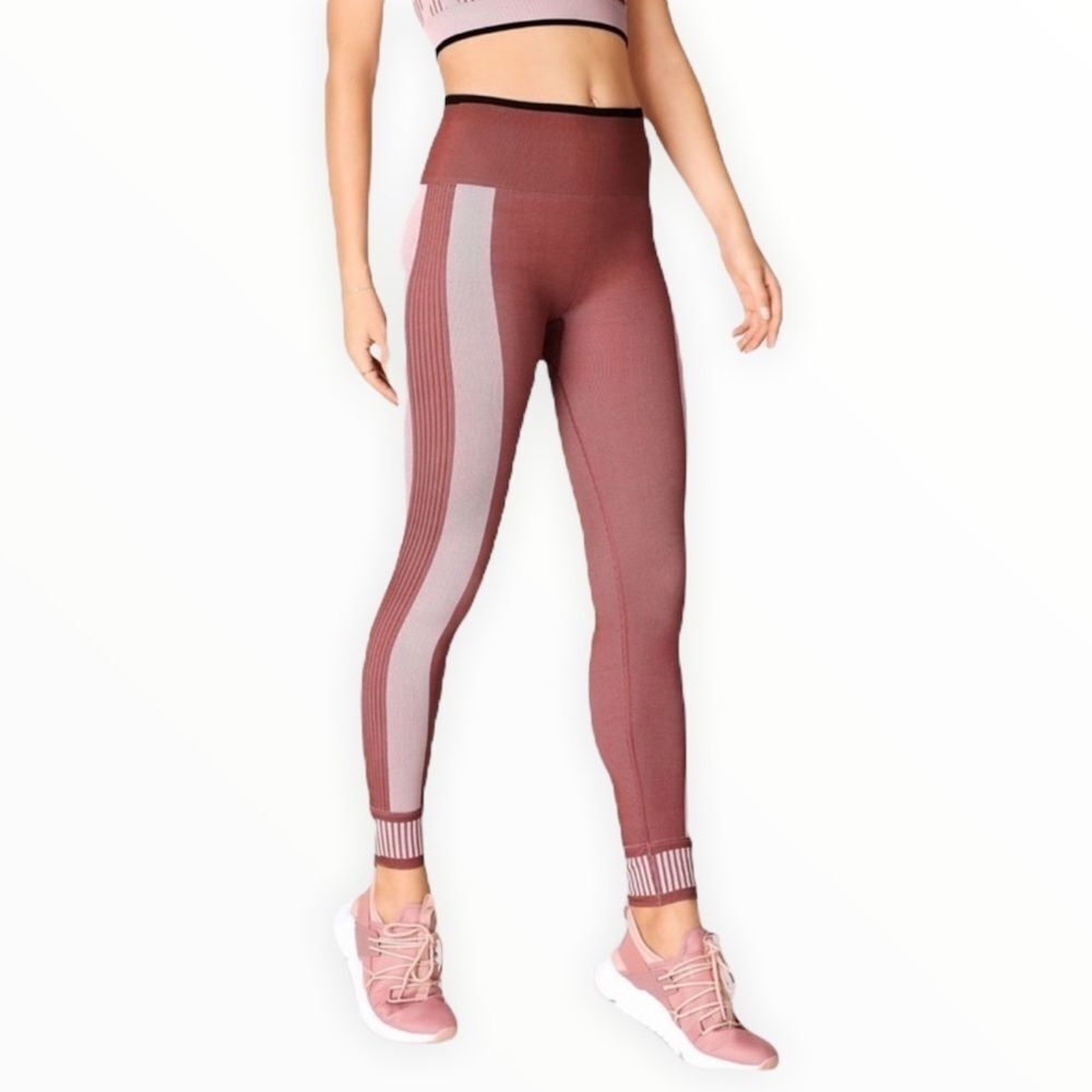 NWT! Fabletics High-Waisted Pink Seamless Ribbed Workout Exercise Leggings